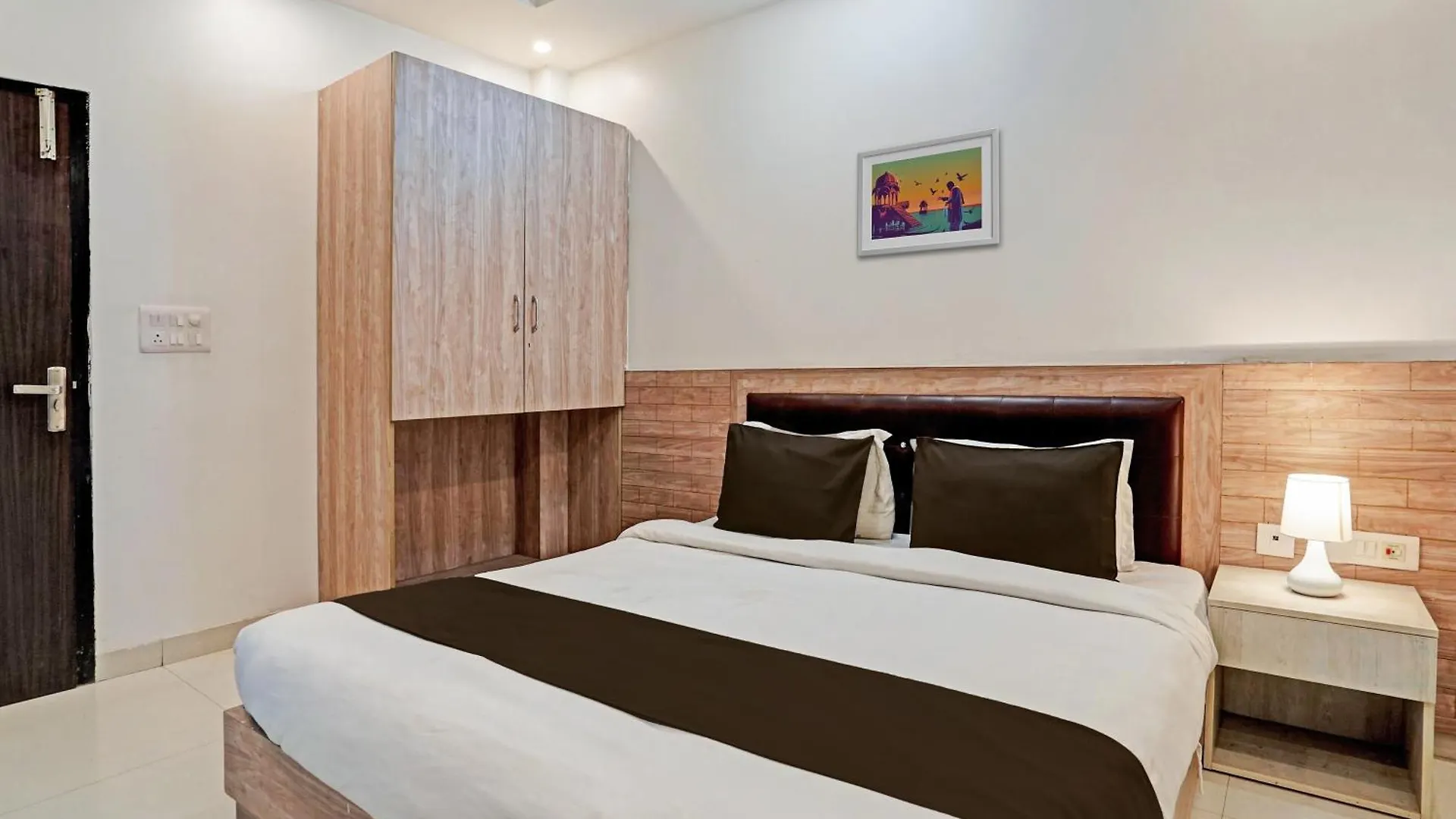 ****  Hotel O Babil Palace Near Omaxe Celebration Mall Γκουργκάον Ινδία