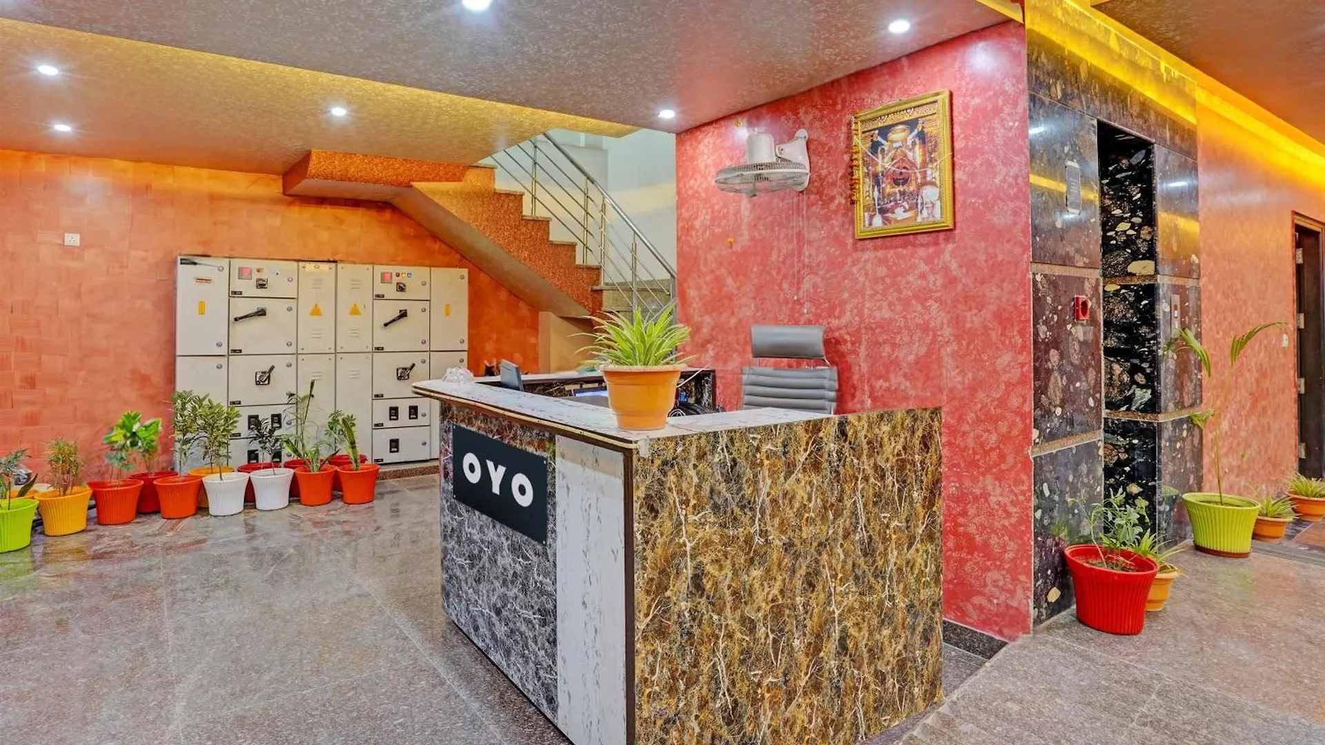 ****  Hotel O Babil Palace Near Omaxe Celebration Mall Γκουργκάον Ινδία