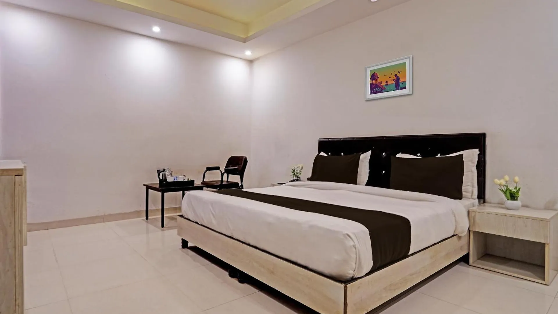 Hotel O Babil Palace Near Omaxe Celebration Mall Γκουργκάον