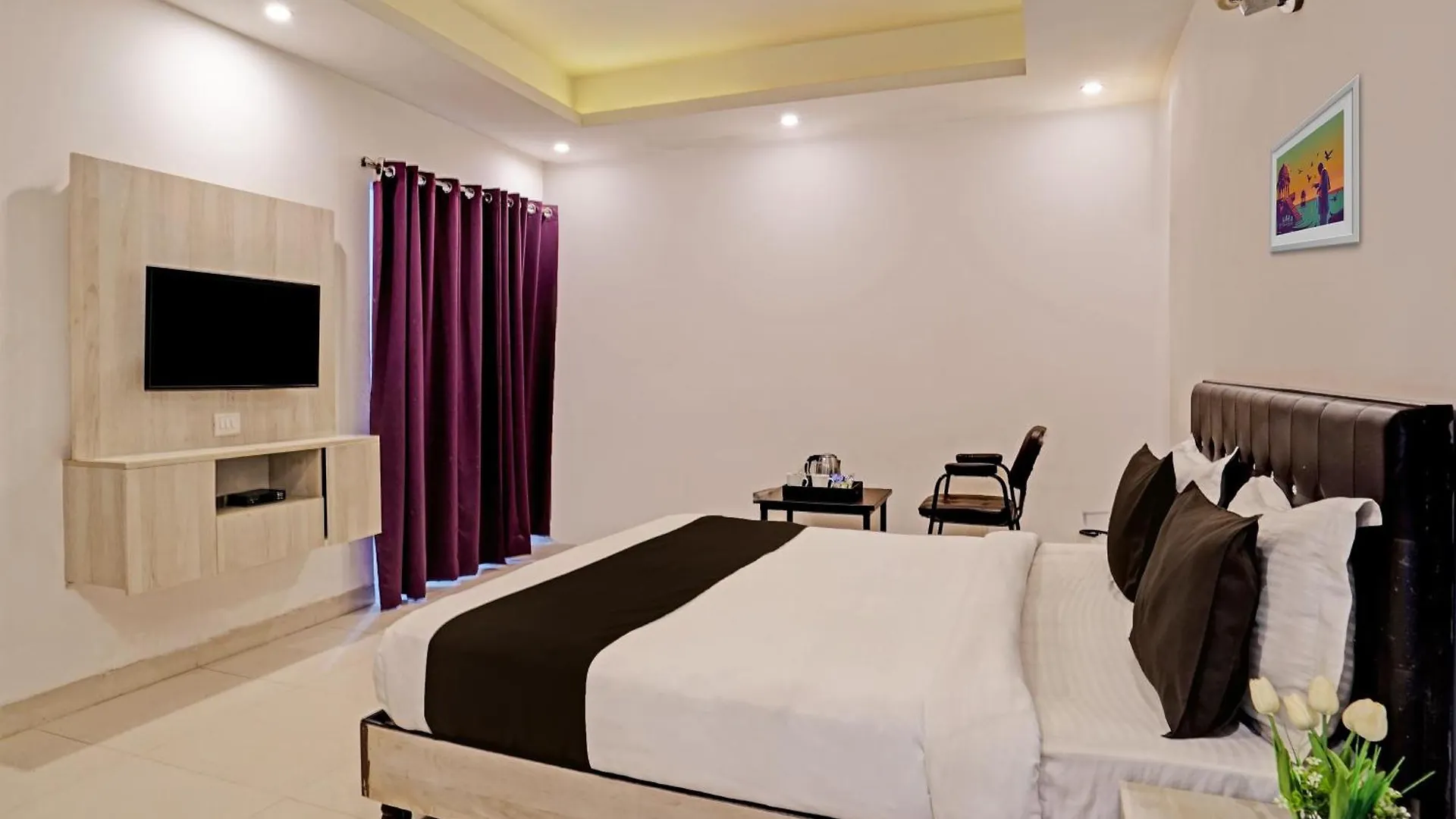 Hotel O Babil Palace Near Omaxe Celebration Mall Γκουργκάον Ινδία